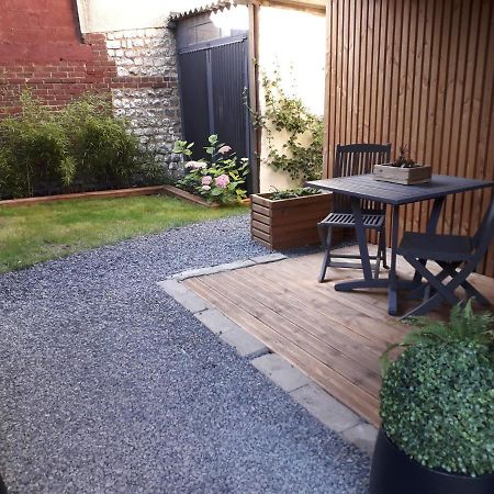 Studio Avec Jardin Et Stationnement Gratuit A Rouen Bagian luar foto